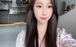 美女赤裸全身(无遮掩)